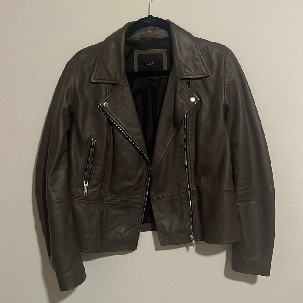 Y.A.S. taupe/gray 100% lamb leather jacket